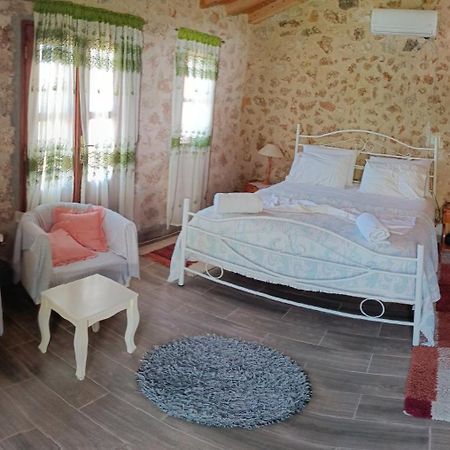 Penelope 2 Hotel Dhermi Exterior photo